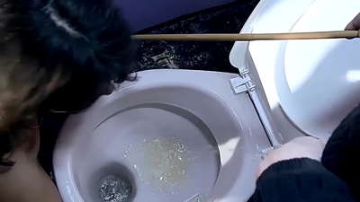 Mo daor gnéas príobháideach taibhseach Melanie Memphis. Is í an sclábhaí is fearr liom, féachann sí neamhchiontach, óg, isteach in ghnéas anal, rólghlacadh, agus is féidir liom í a úsáid aon uair is mian liom. Cuid 1.